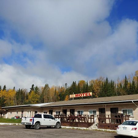 Pinecrest Motel Nipigon Esterno foto